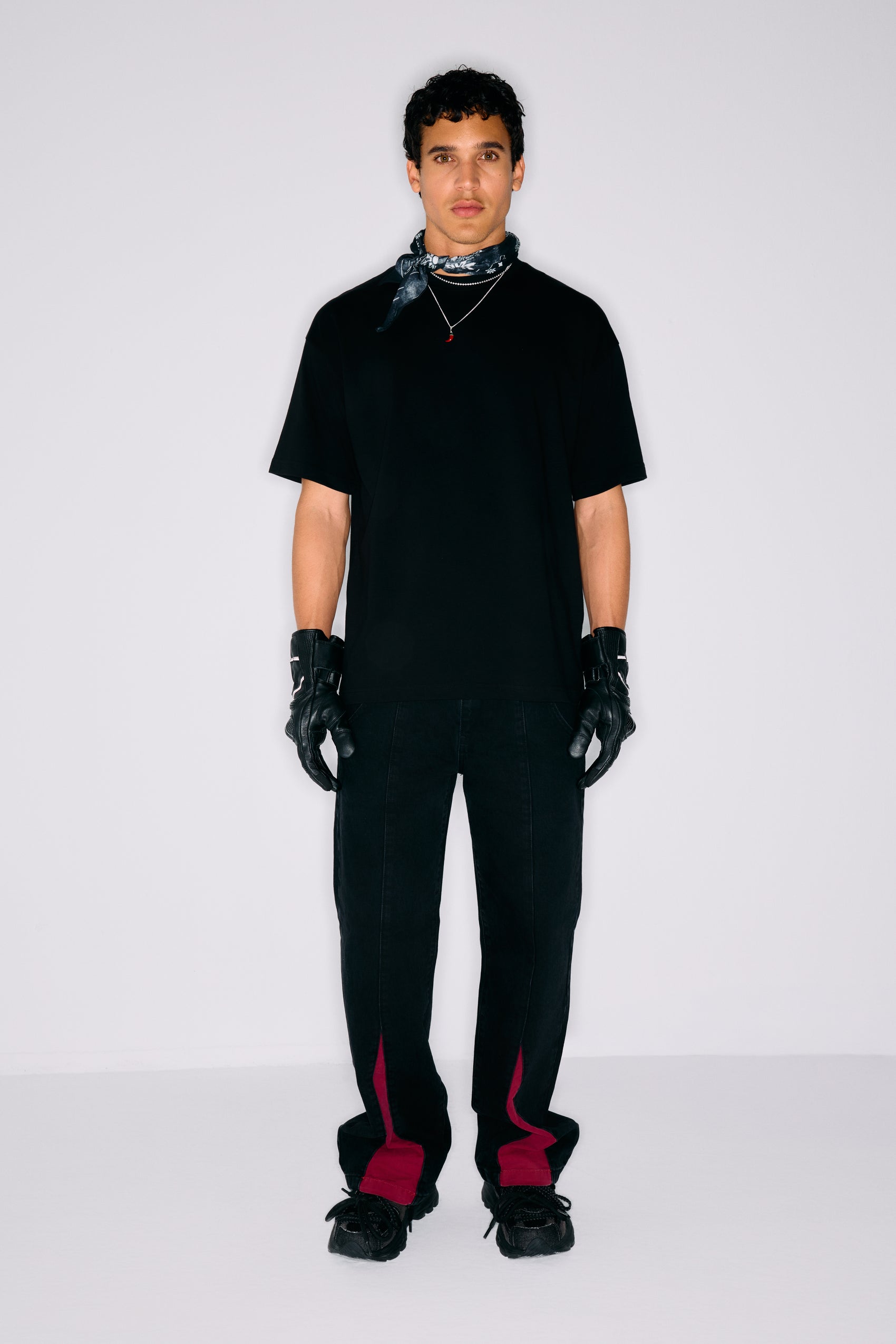 Holy Grail Tee MLZ-006