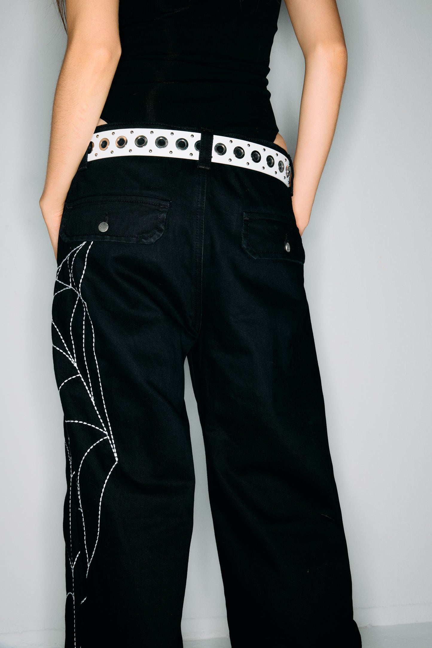 Webbed Up Jeans WLZ-002
